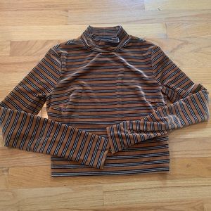 🎈Forever 21 Mock Neck Shirt